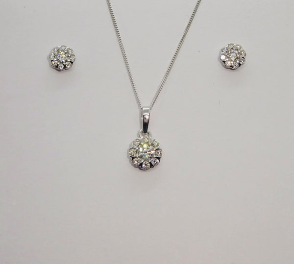 9ct White Gold Diamond Cluster Pendant & Chain  with Matching Stud Earrings
